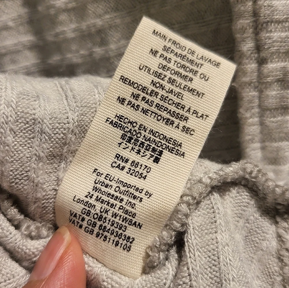 We the Free People Lover Rib Knit Split-Back Pullover Gray Sweater - Size M